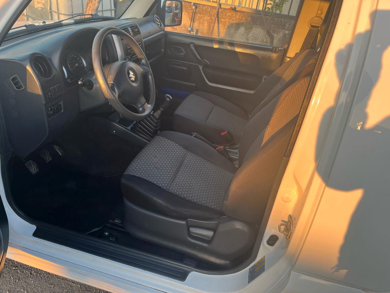 Suzuki Jimny 1.3i 16V cat 4WD JLX MAI FUORISTRA