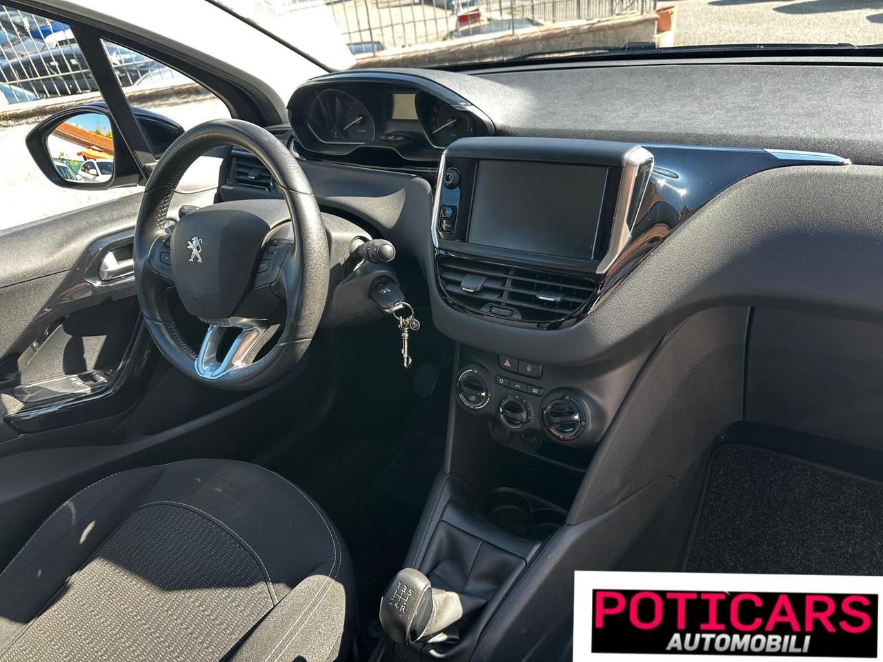 Peugeot 208 PureTech 82 3p. GPL