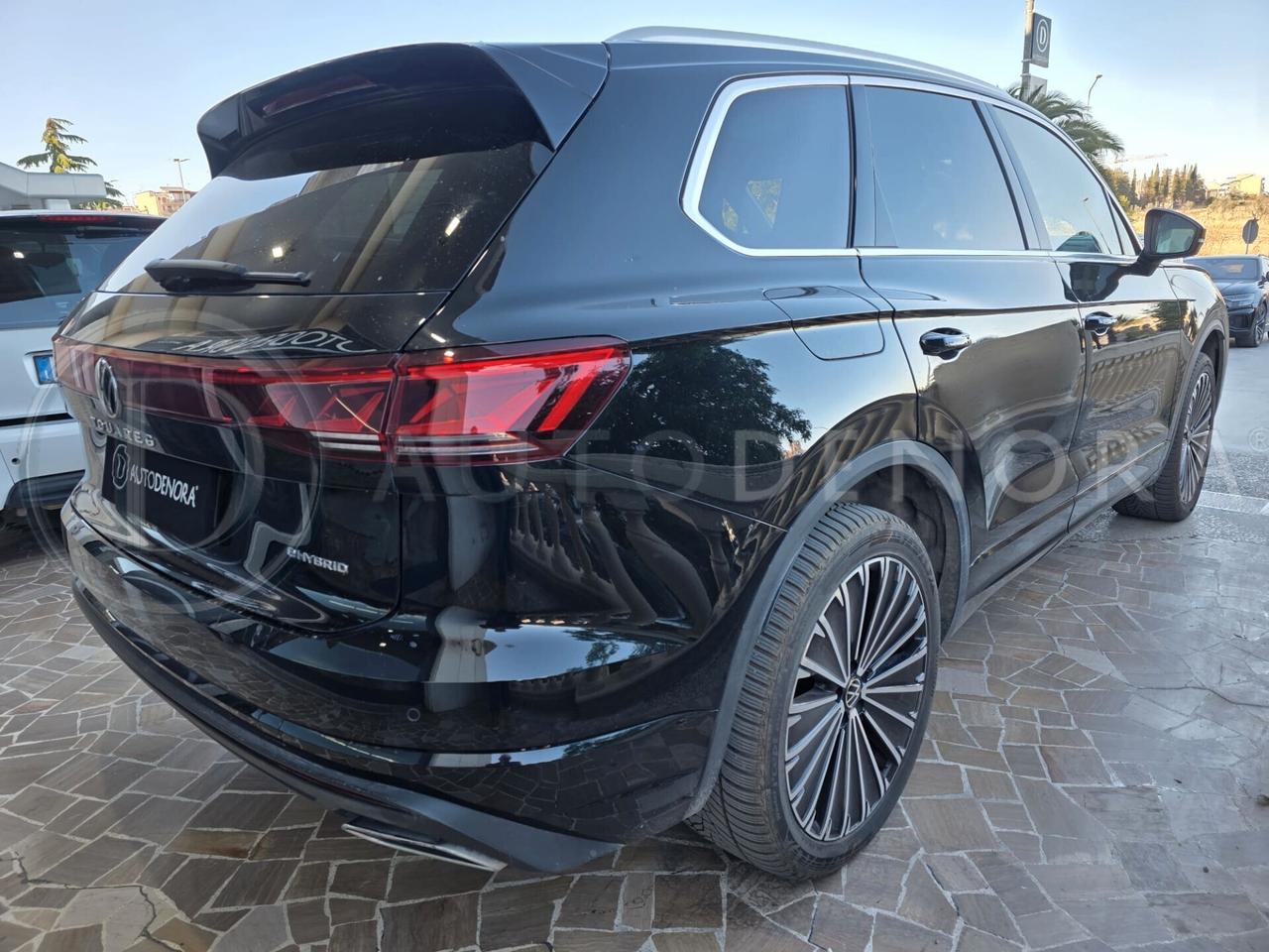 Volkswagen Touareg 3.0 V6 TSI eHybrid Elegance#LED#TETTO#NAVI#COCKPIT#CARPLAY#CAM#AMBIENT LIGHT