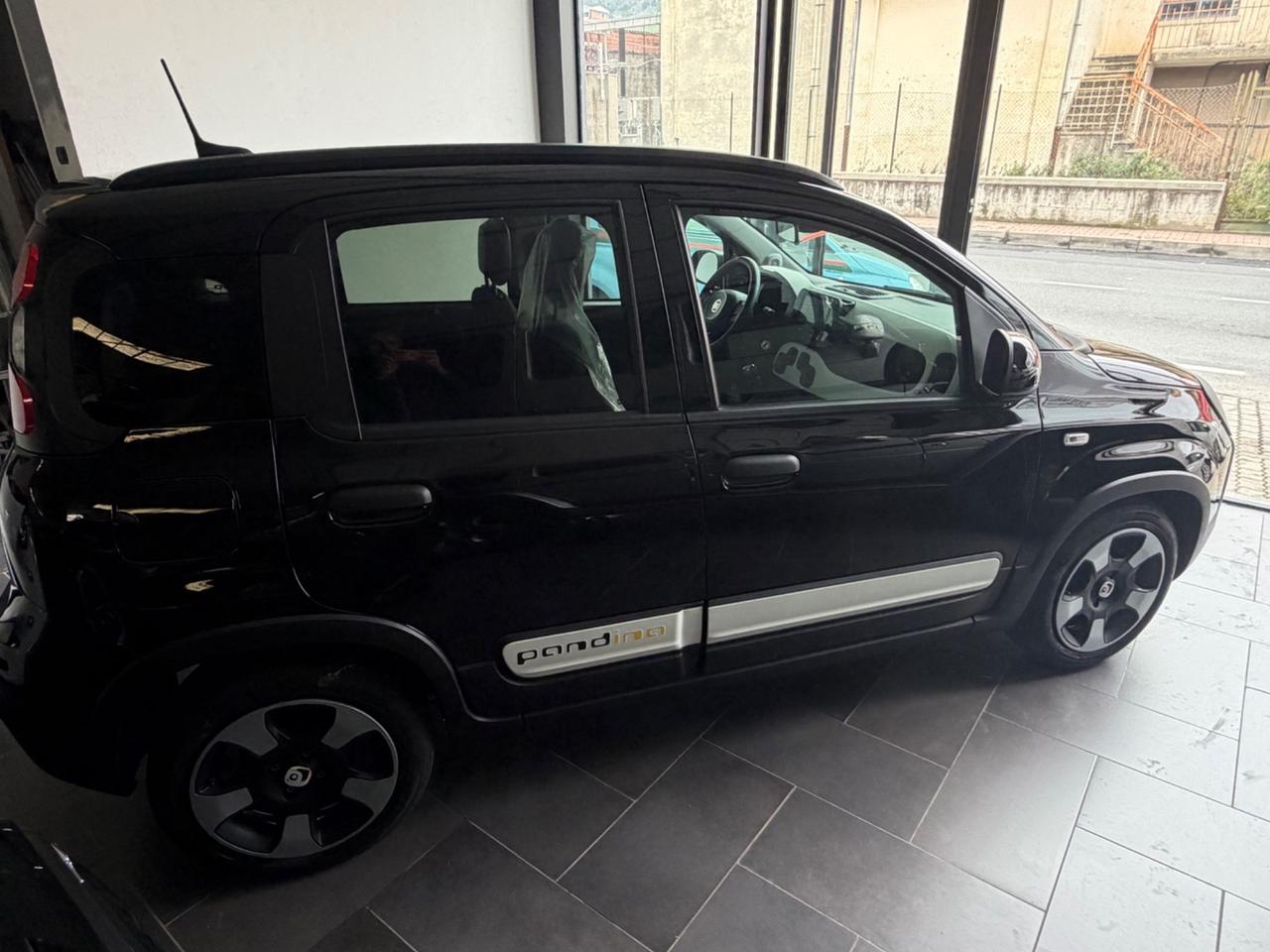 Fiat Panda Pandina 1.0 FireFly 65 CV Hybrid Cross
