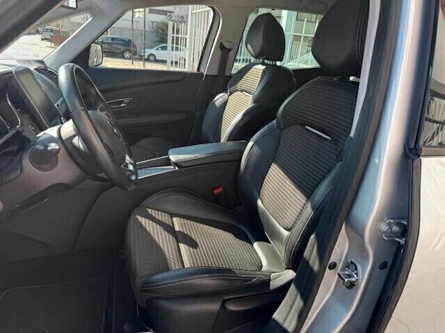 Renault Grand Scenic dCi 8V 110 CV EDC Energy Sport Edition2