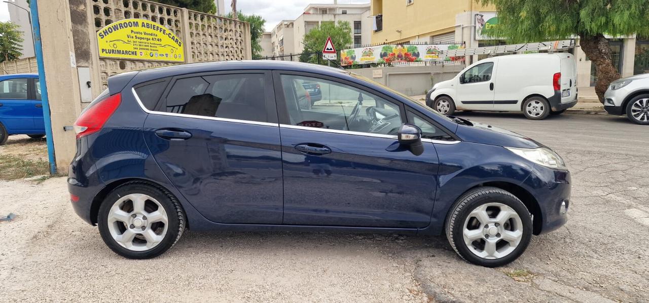 Ford Fiesta 1.2 Benz 5 porte Titanium 2011