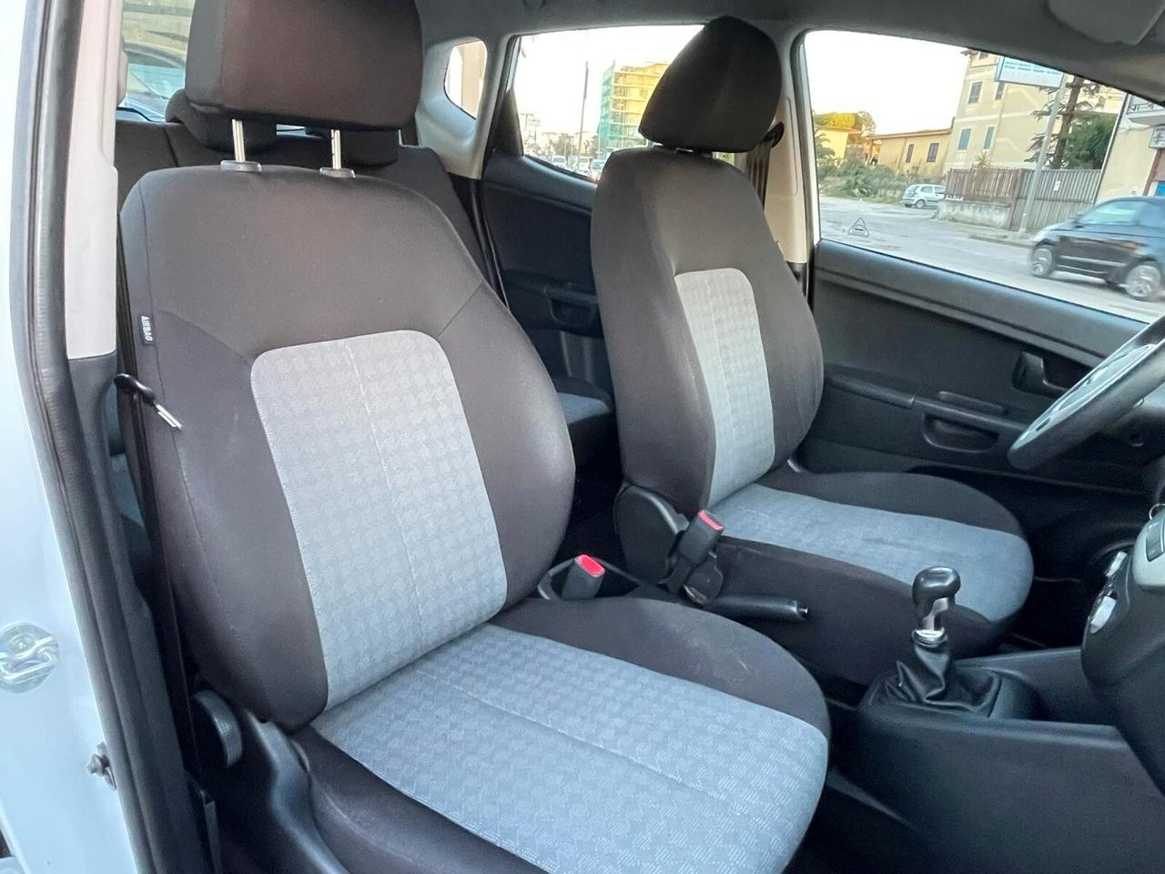 Kia Venga 1.4 CVVT Cool