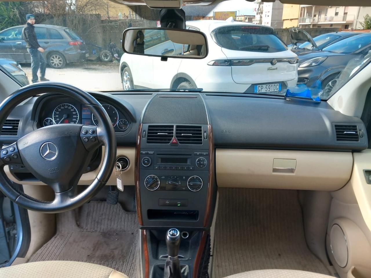 Mercedes-benz A 160 BlueEFFICIENCY Elegance