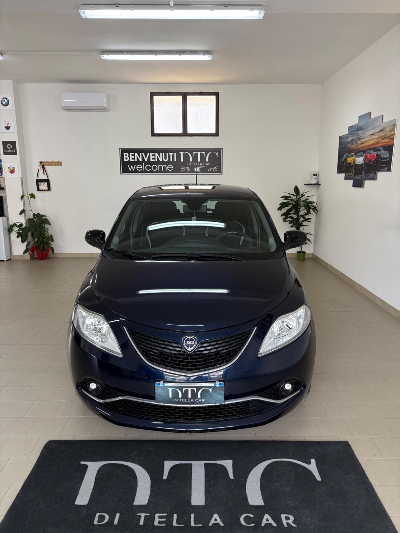 Lancia Ypsilon 1.2 69 CV Silver