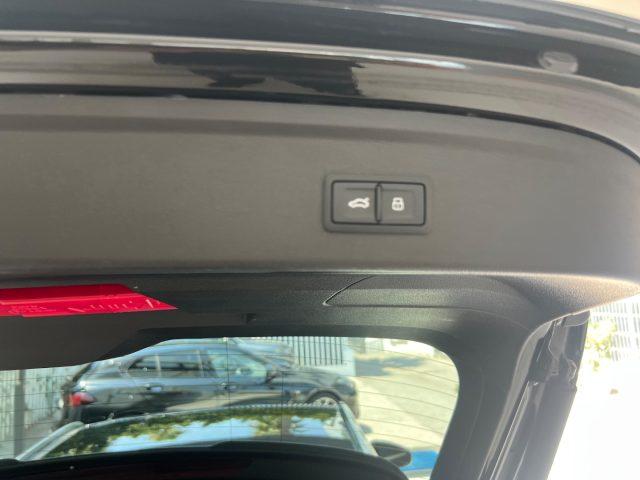 AUDI A3 allstreet 35 TDI S tronic S LINE Identity Contrast