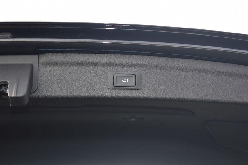 Audi Q3 35 TDI Business Advanced