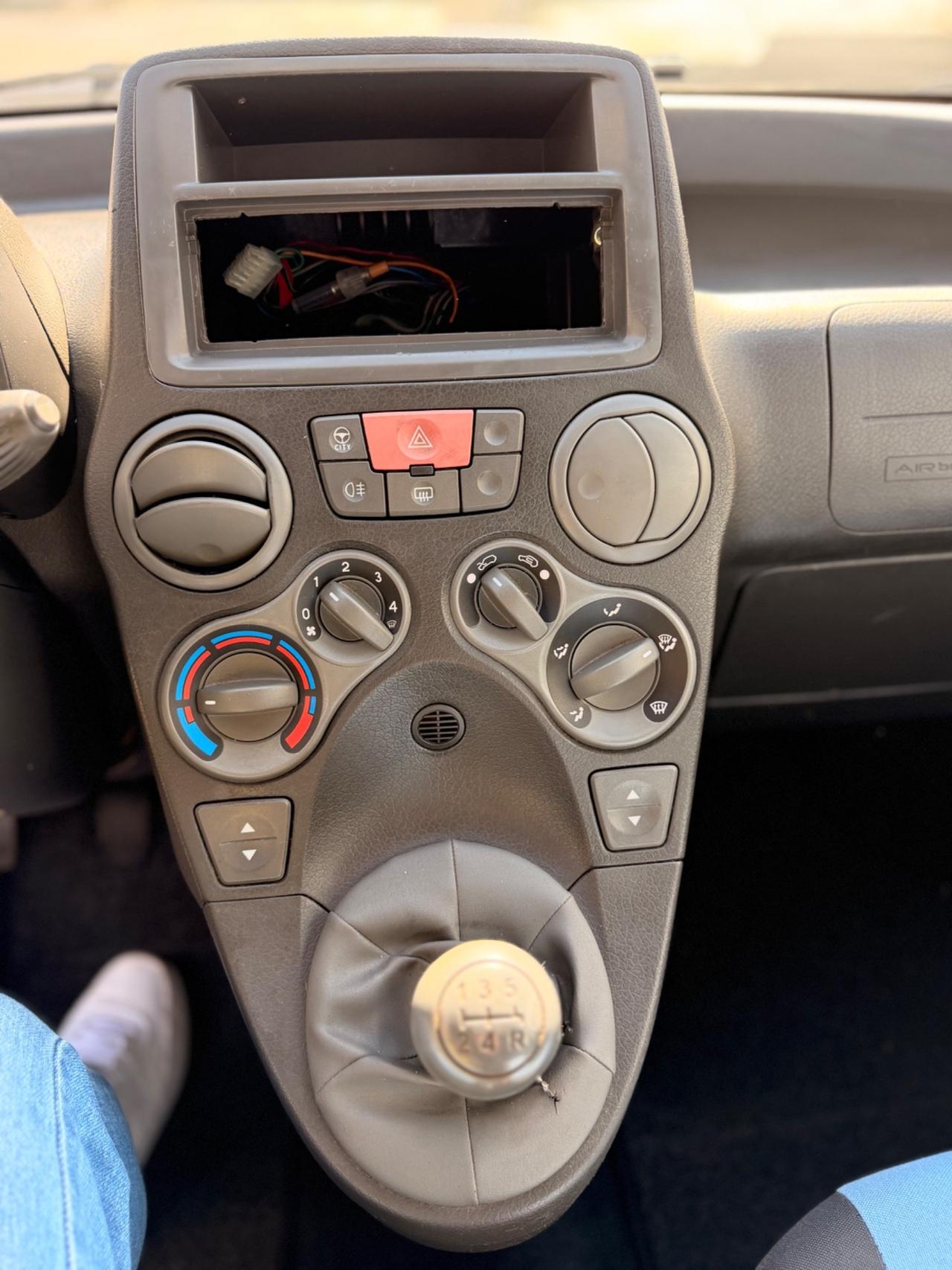 Fiat Panda 1.2 Dynamic km solo 80mila garanzia neopatentati