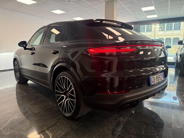PORSCHE Cayenne 3.0 V6 E-Hybrid / CHRONO / P.H.A.S.M. / TETTO