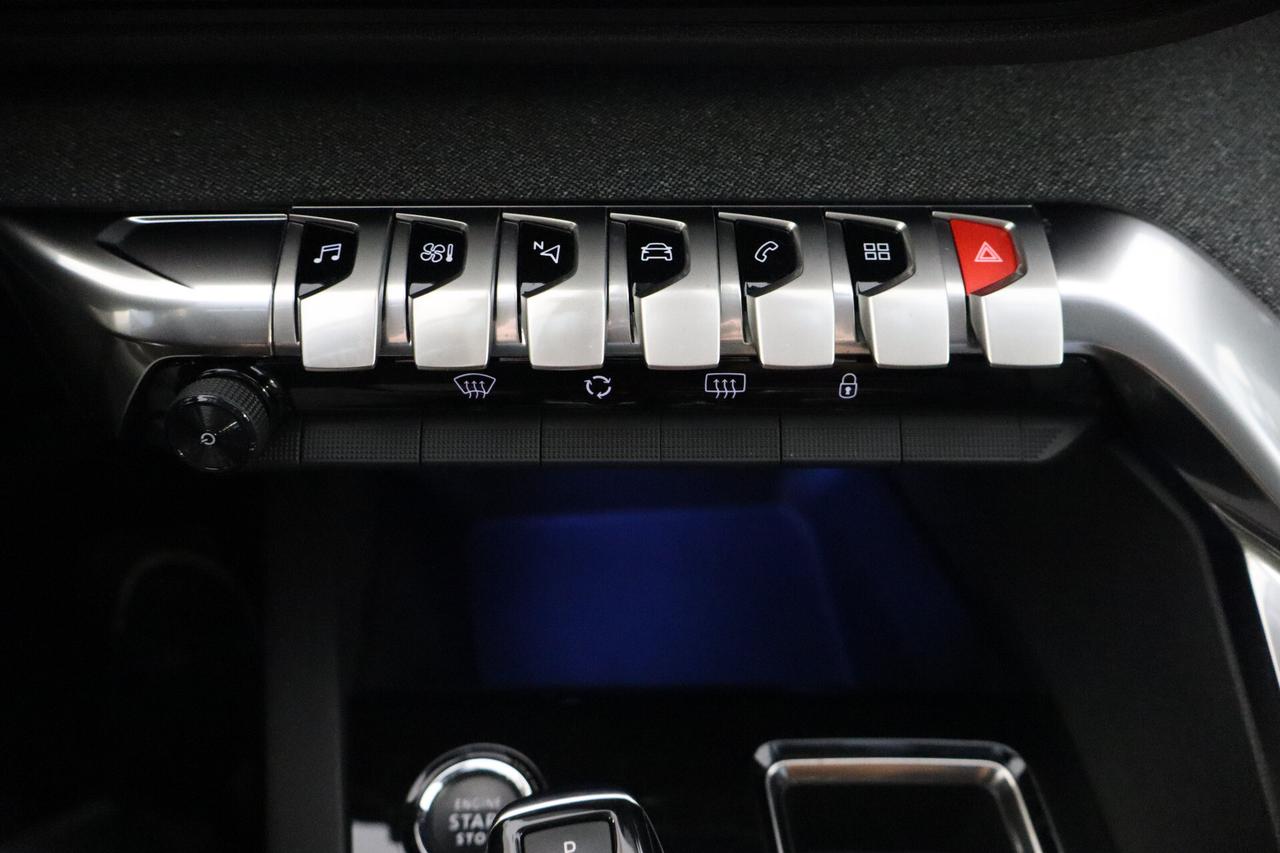 Peugeot 5008 1.5 BLUEHDI 130 CV 7 POSTI ALLURE PACK EAT8 CATENA 8 mm