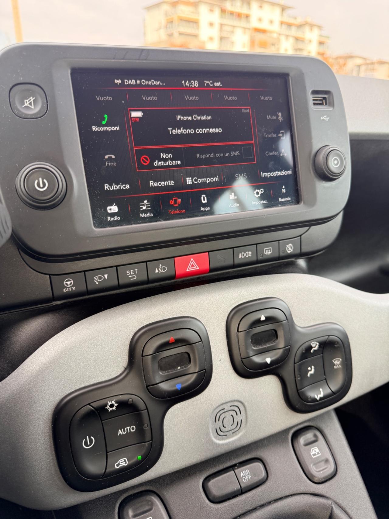 Fiat Panda 1.0 S&S Hybrid City Cross “POCHI KM”