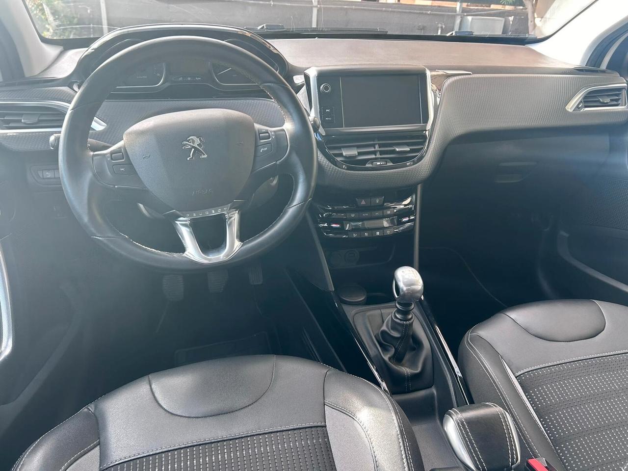 Peugeot 2008 1.5 BlueHDi 100 S&S Allure 2019