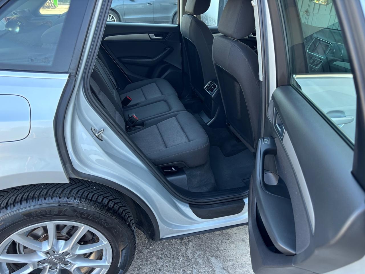 Audi Q5 2.0 TDI 177CV quattro S tronic. Garanzia 12mesi