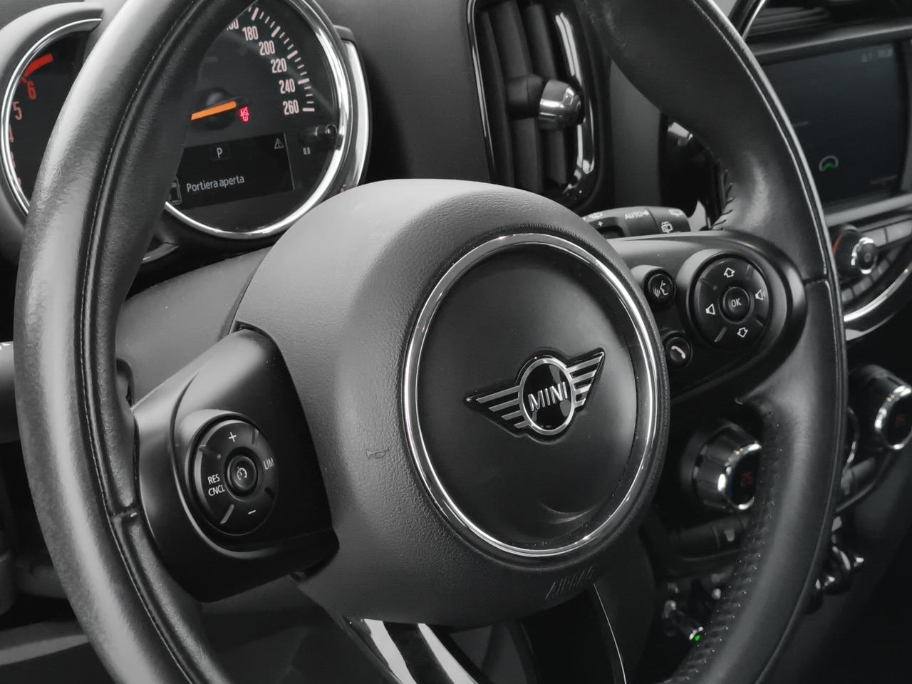 MINI Countryman Cooper D Hype