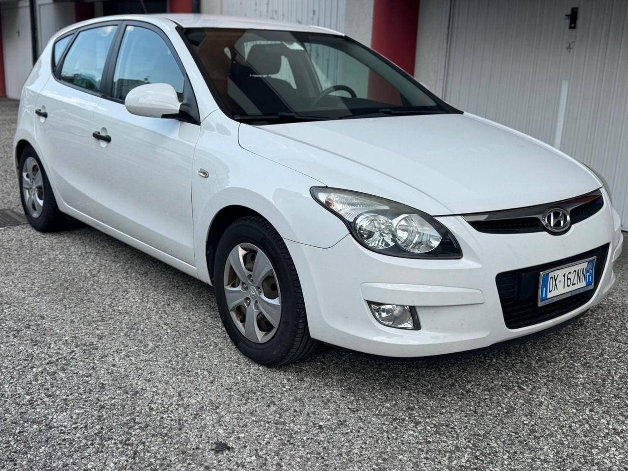 Hyundai i30 1.4 16V 109CV 5p. BlueDrive GPL SI NEOPATENTATI