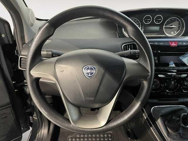 Lancia Ypsilon 1.2 69CV 5.p GPL Ecochic Elefantino - NEOPATENTATI -