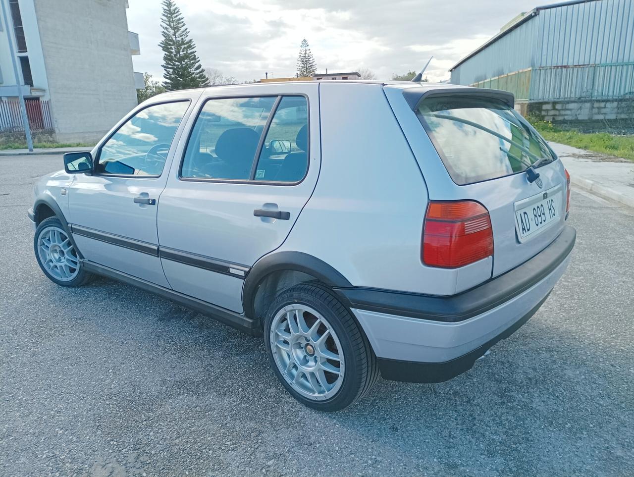 Volkswagen Golf GTI 2.0 cat 5 porte