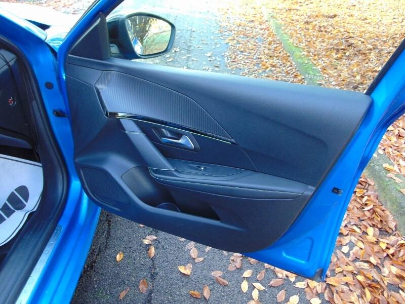 PEUGEOT 208 2ª serie 208 motore elettrico 136 ...