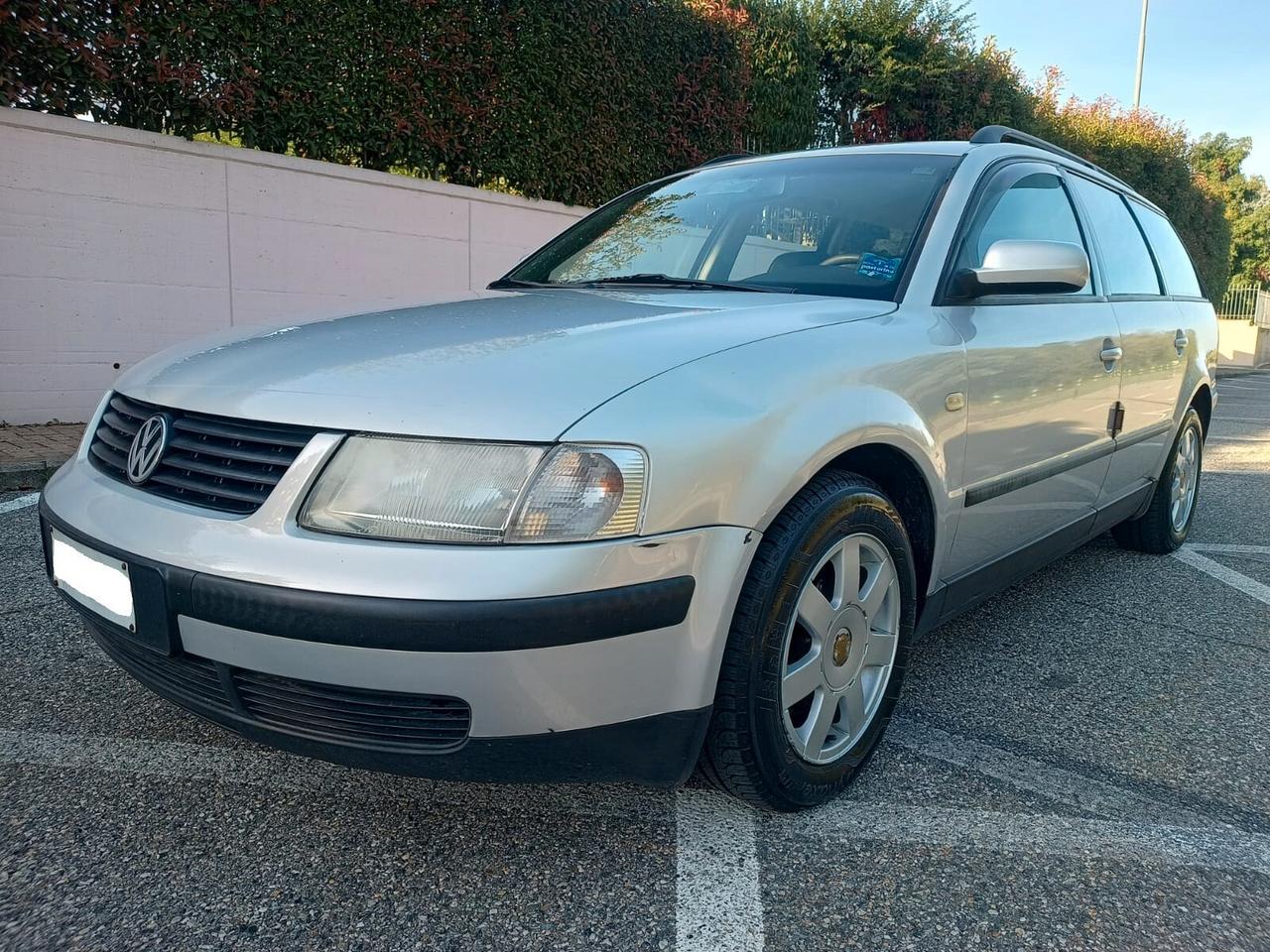 Passat 1.8 T 20v SW GancioTraino 147800Km