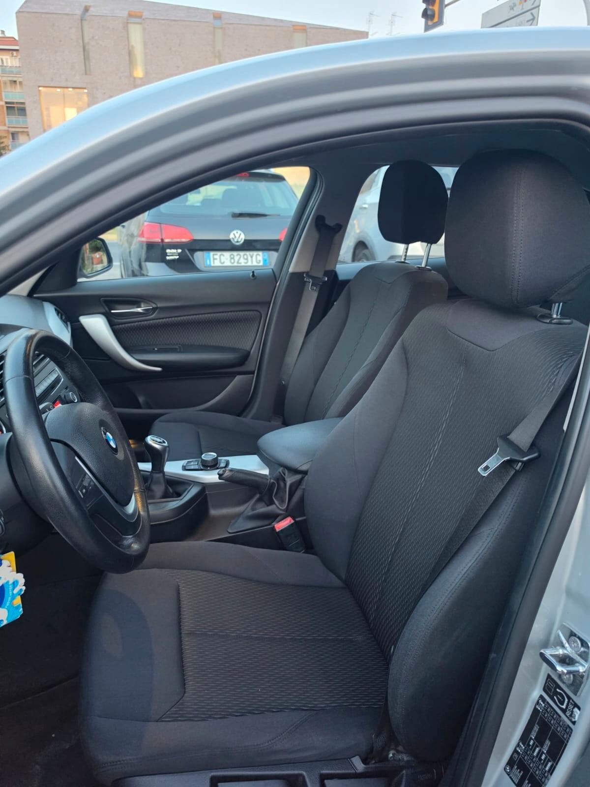 Bmw 116 116d 5p. Urban