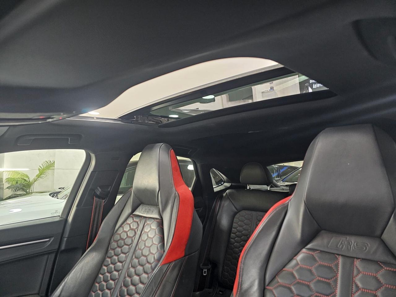 NUOVA AUDI RSQ3 SPORTBACK 2.5 BENZ 400CV S-TRONIC BLACKLINE