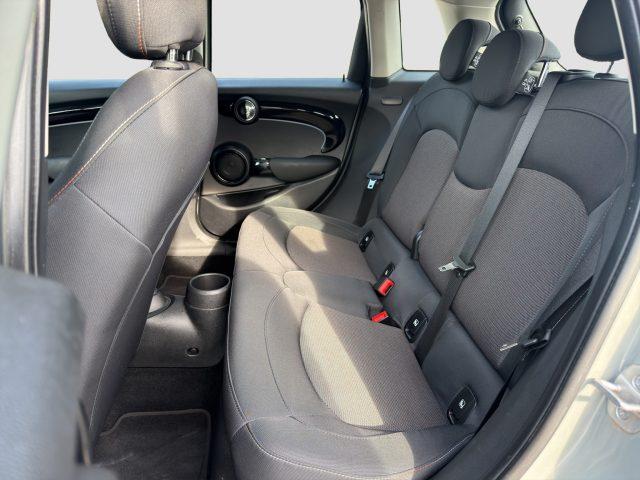 MINI Mini 5 Porte 1.5 Cooper Classic 5 porte