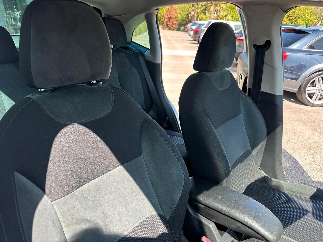 Citroen C3 1.6 HDi EXCLUSIVE STYLE