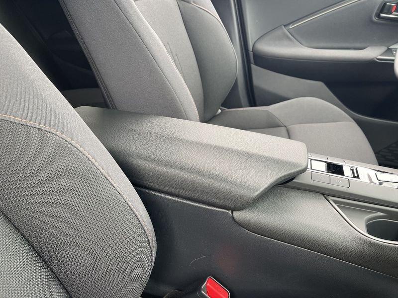 Toyota C-HR 2.0 phev Trend fwd e-cvt - NUOVO