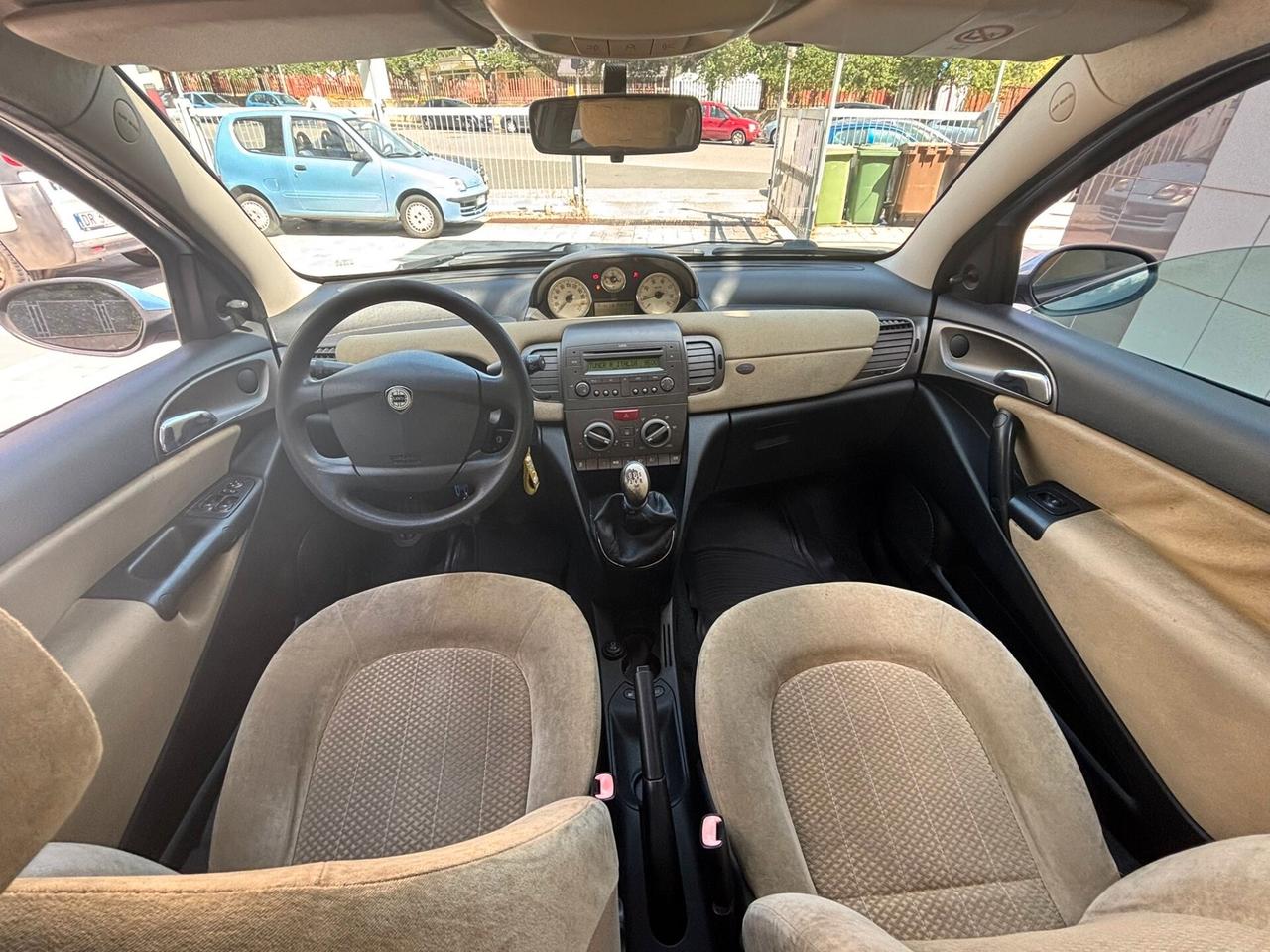 Lancia Ypsilon 1.2