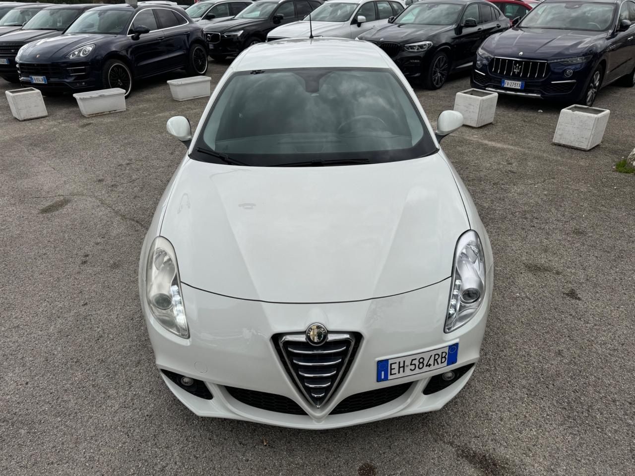 Alfa Romeo Giulietta 2.0 JTDm-2 140 CV Distinctive