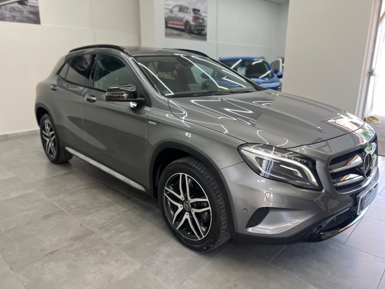 Mercedes glad 220d 4Matic Activity 2016