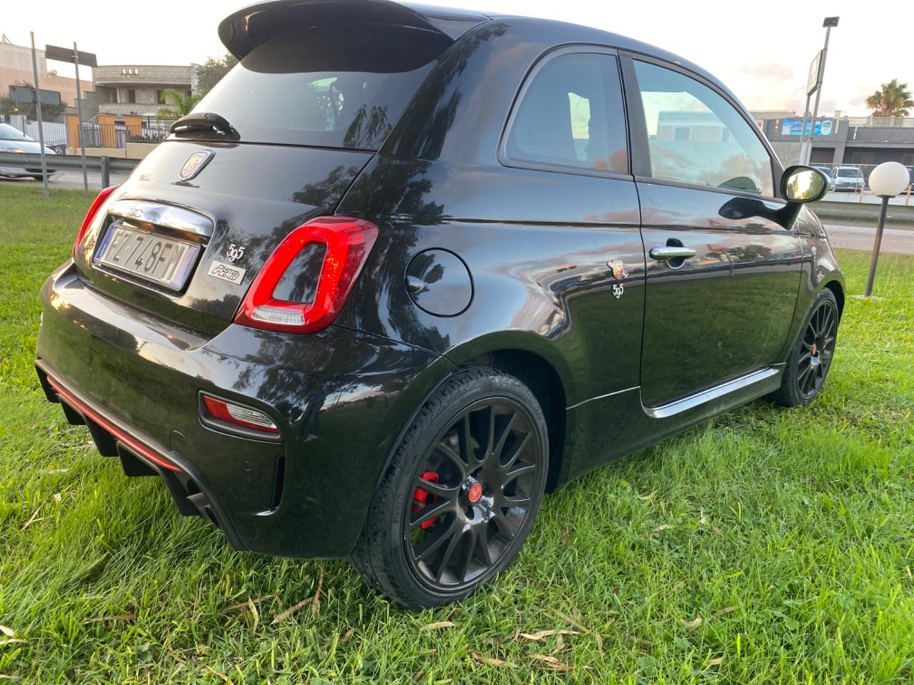 Abarth 595 1.4 Turbo T-Jet 160 CV Pista