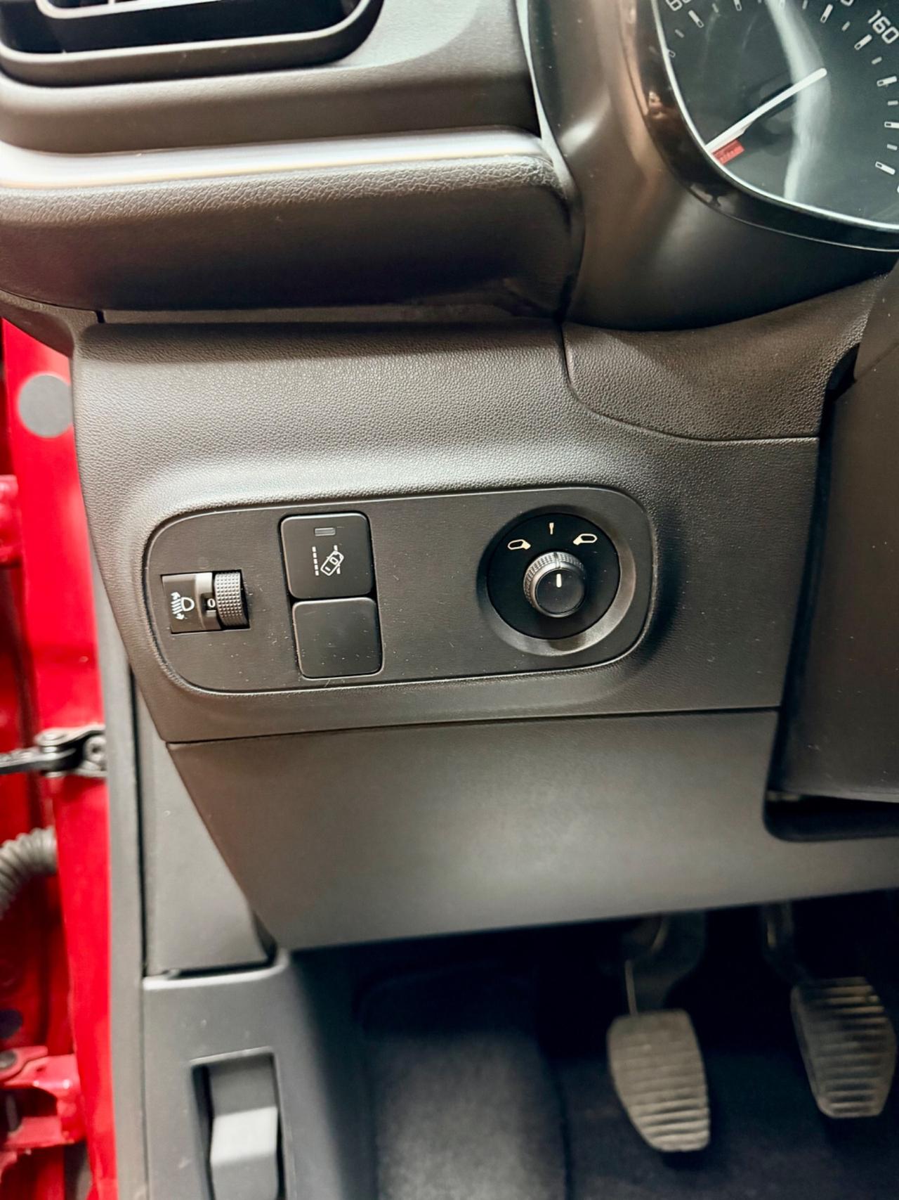 Citroen C3 1.2 benz 82cv Neopat. E6