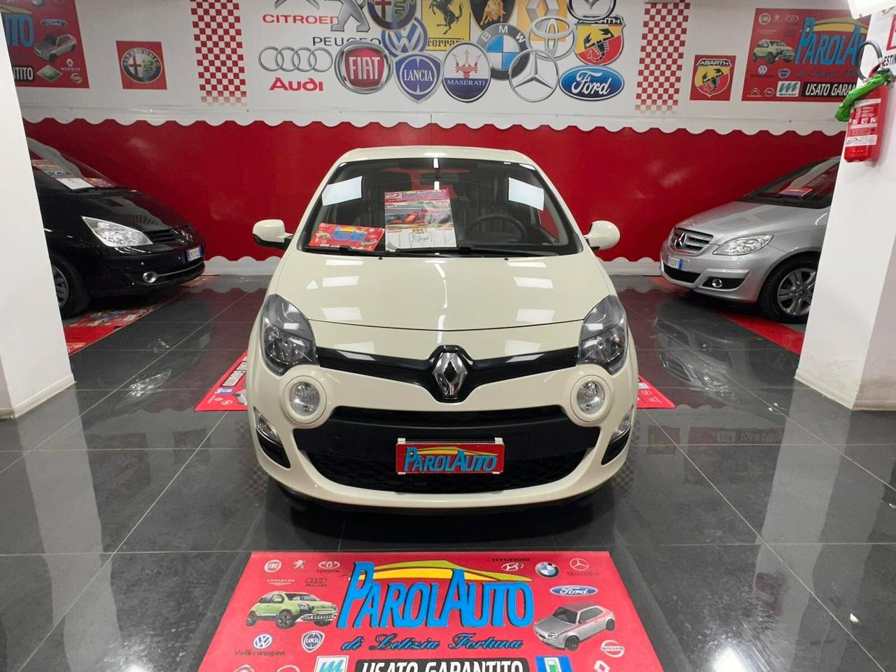 Renault Twingo 1.2 75cv Live - 2013
