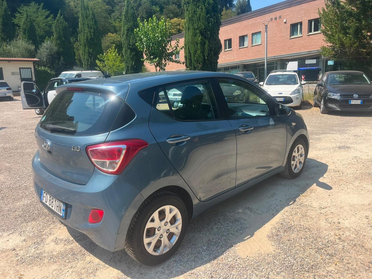 Hyundai i10 1.0 MPI Sound Edition