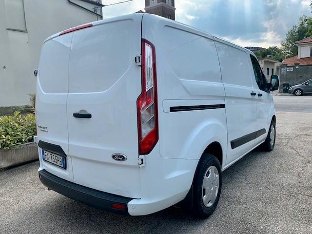 Ford Transit Custom 2.0Tdci 170cv L1 H1 FULL E6