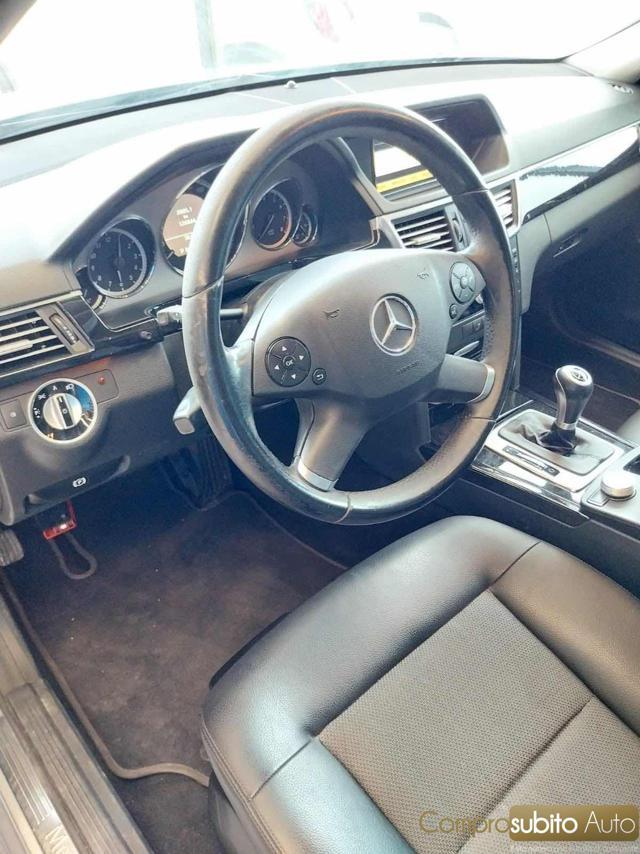 MERCEDES-BENZ E 220 CDI BlueEFFICIENCY Avantgarde