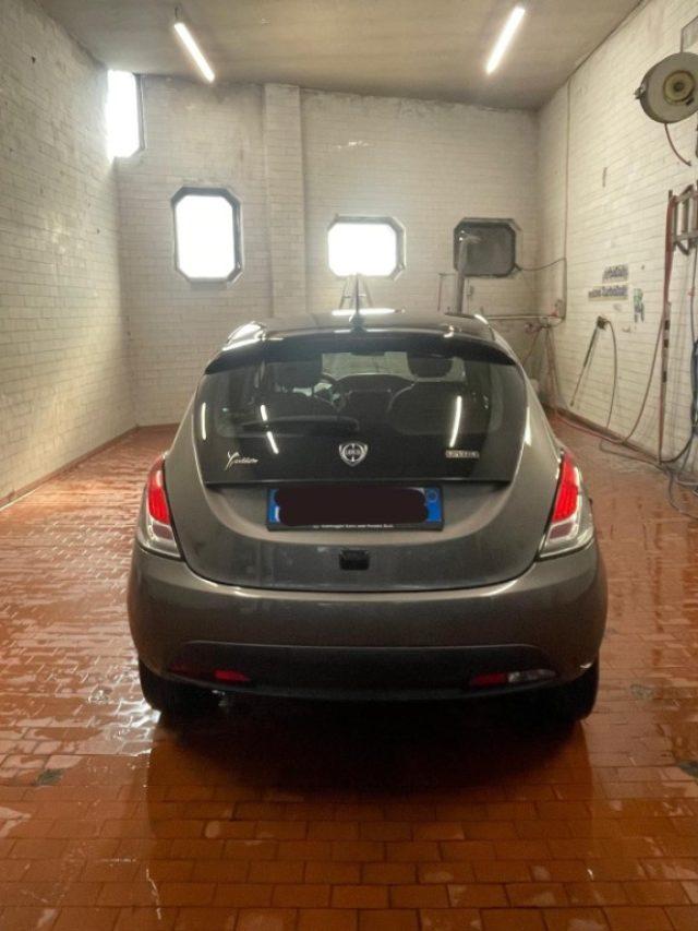 LANCIA Ypsilon 1.0 FireFly 5 porte S&S Hybrid Gold
