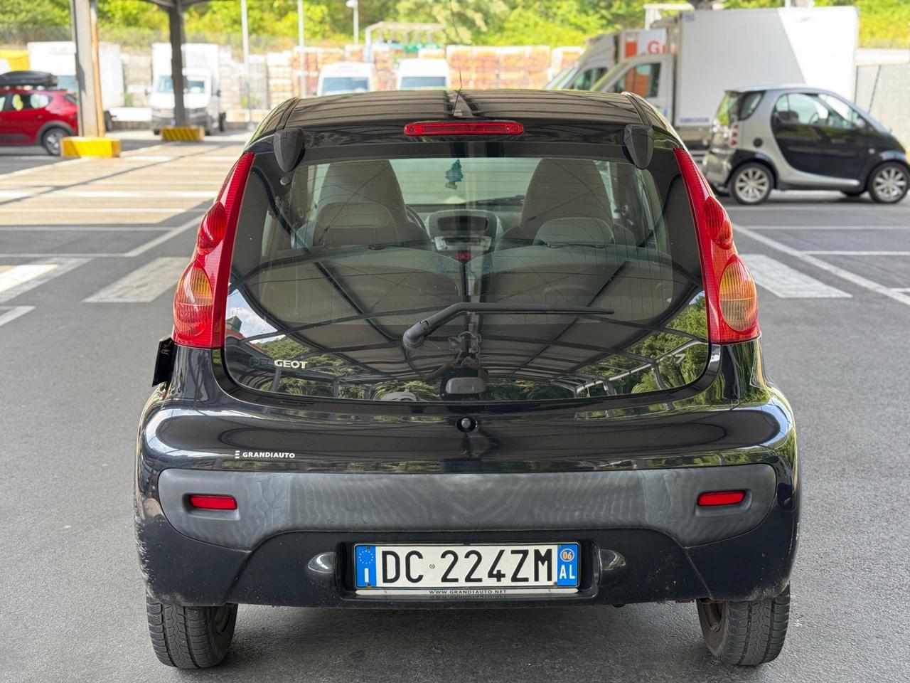Peugeot 107 1.0 68CV 5p. Perfetta 2007