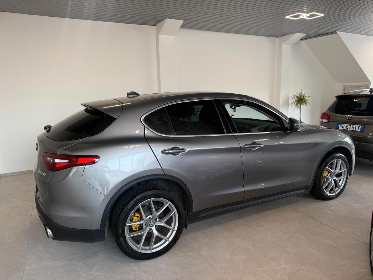 Alfa Romeo Stelvio 2.0 Turbo 280 CV AT8 Q4 Executive