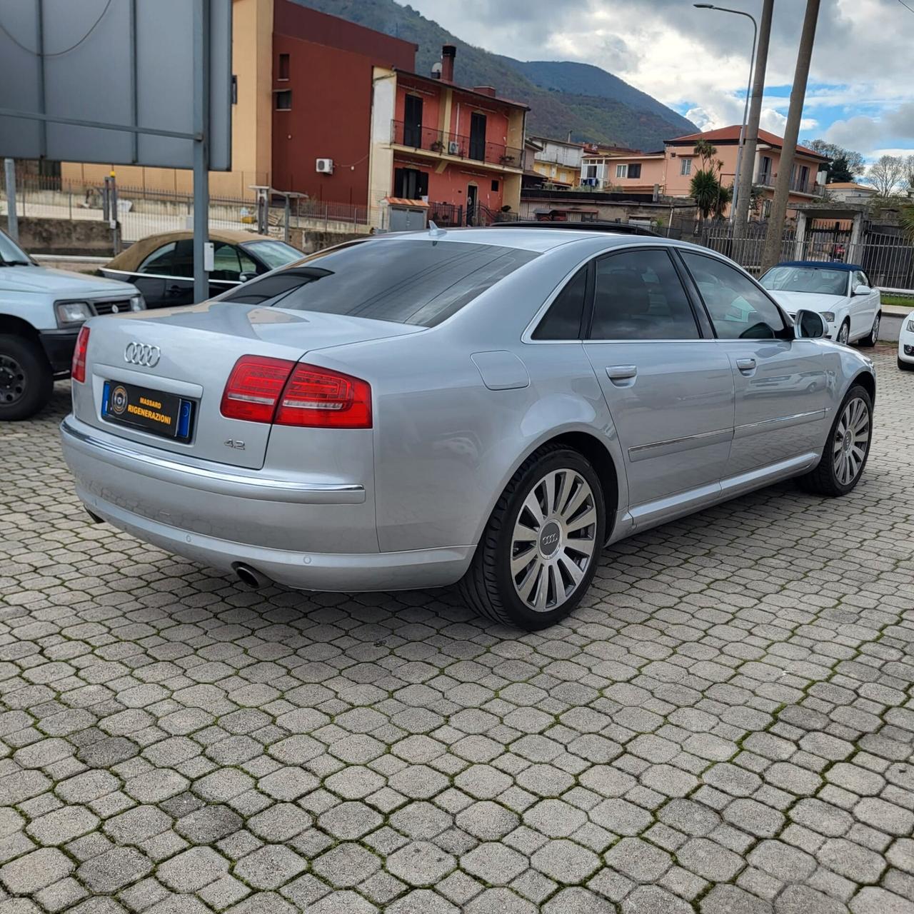 Audi A8 4.2 V8 uniproprietario Pari Nuovo