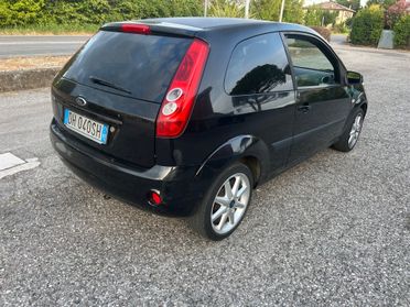Ford Fiesta 1.2 16V 5p. Ghia