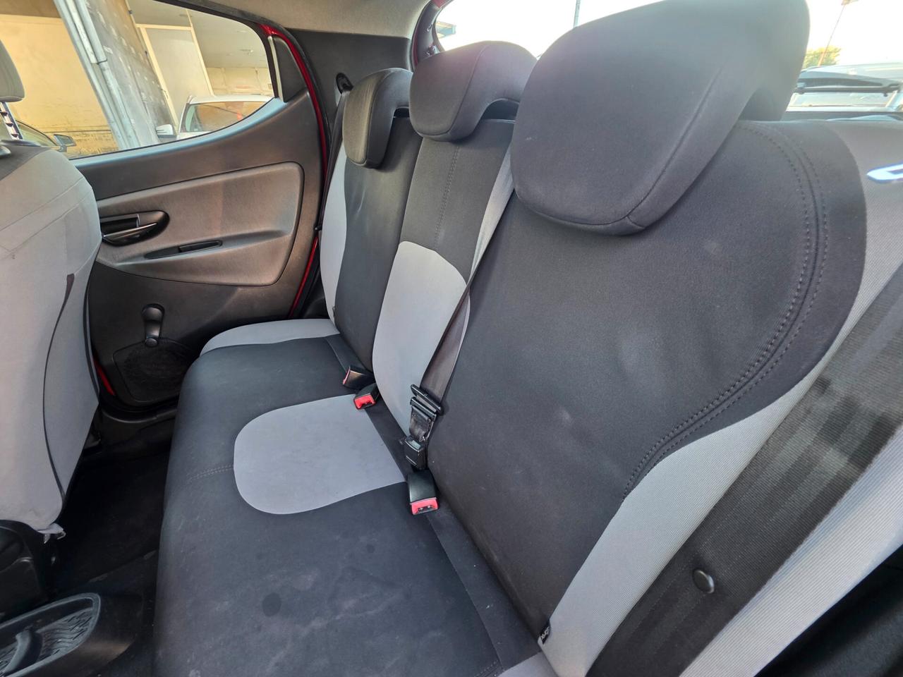 Lancia Ypsilon 1.3 MJT 16V 95 CV 5 porte S&S Gold