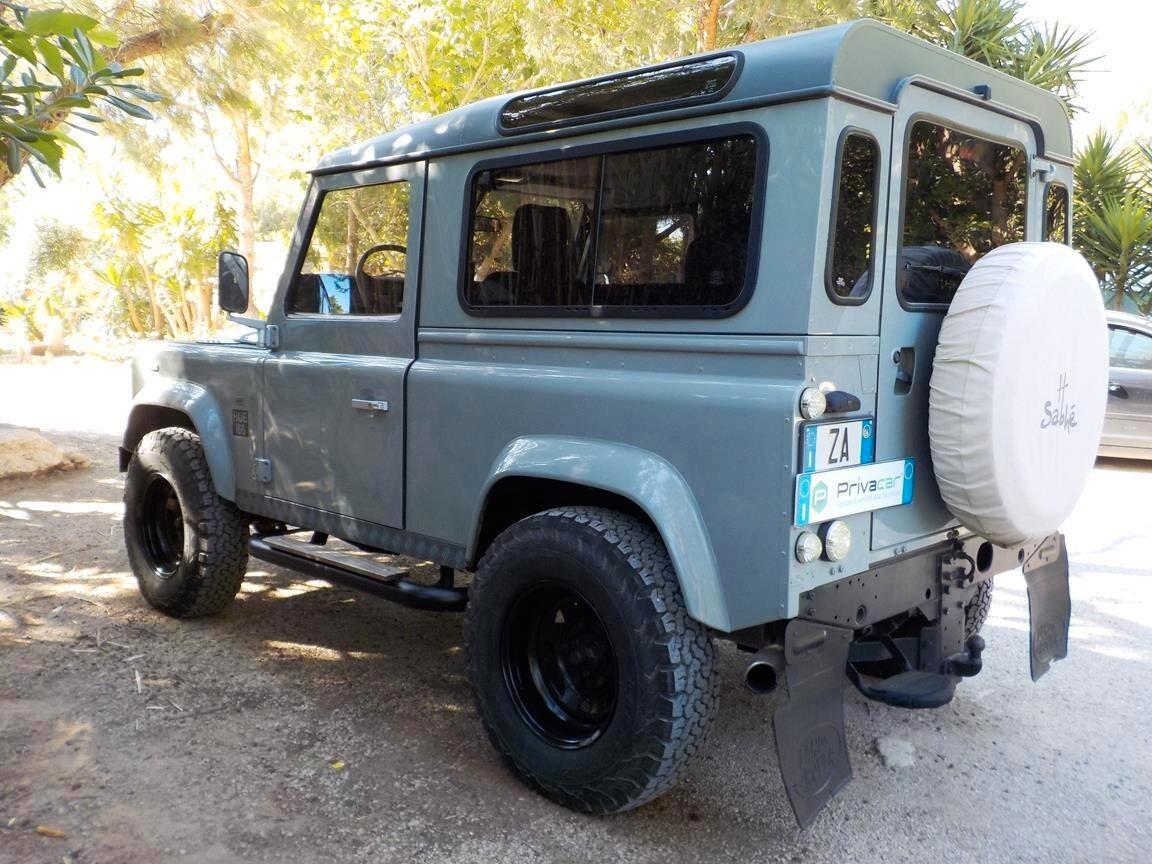 Land Rover Defender 90 2.5 Td5 Station Wagon SE