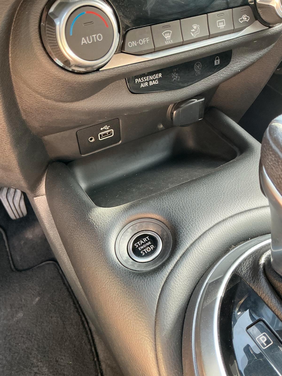 Nissan Juke 1.0 DIG-T 114 CV N-Connecta