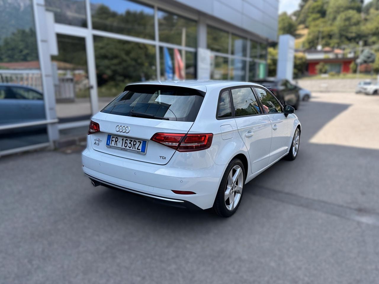 Audi A3 SPB 1.6 TDI 116 CV S tronic Sport