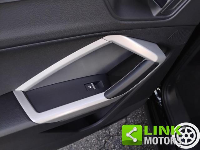 AUDI Q3 35 TDI S tronic Business