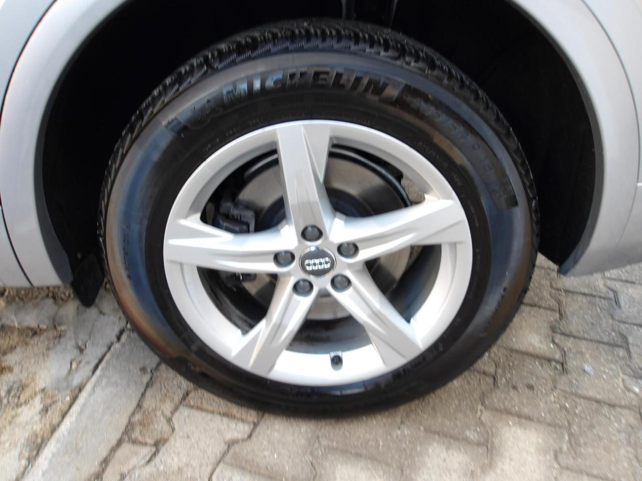 Audi Q5 35 2.0 tdi Sport quattro 163cv