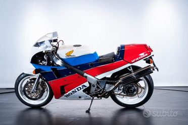 Honda vfr 750 r (rc30) ala oro - 1988