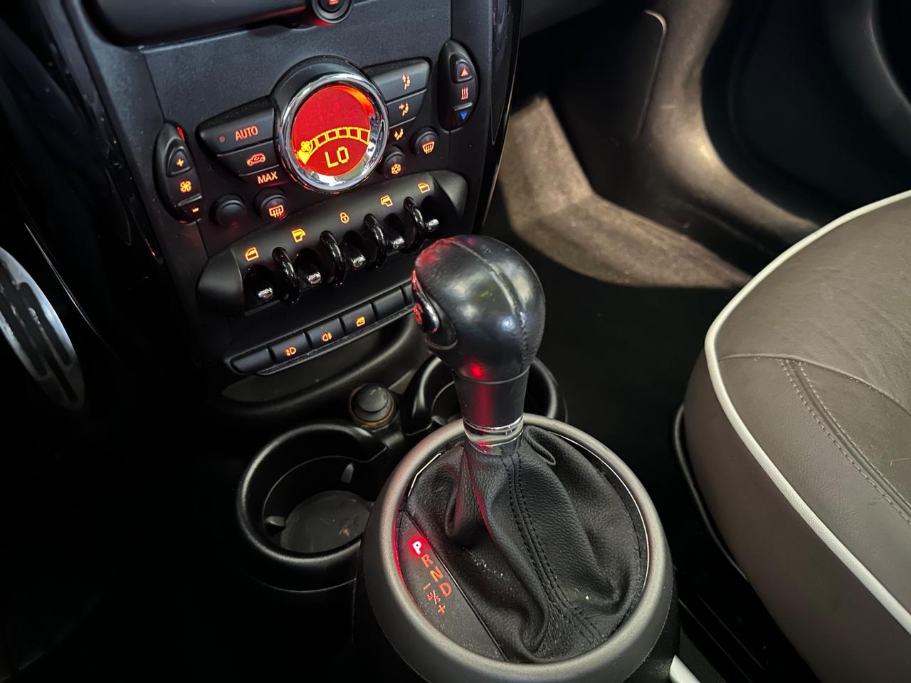 Mini Cooper SD Countryman 2.0d 143cv PELLE-CERCHI 18-XENON